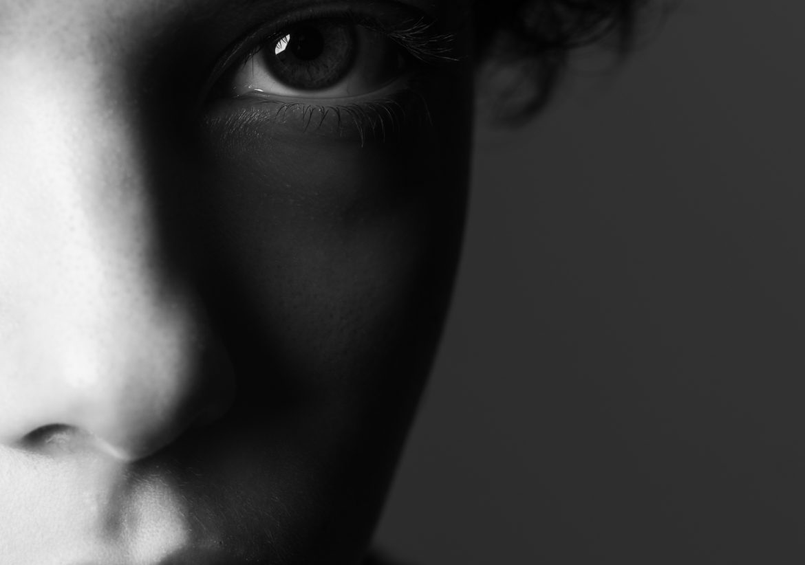 Portrait studio Metz : REGARDS INTÉRIEURS, projet artistique