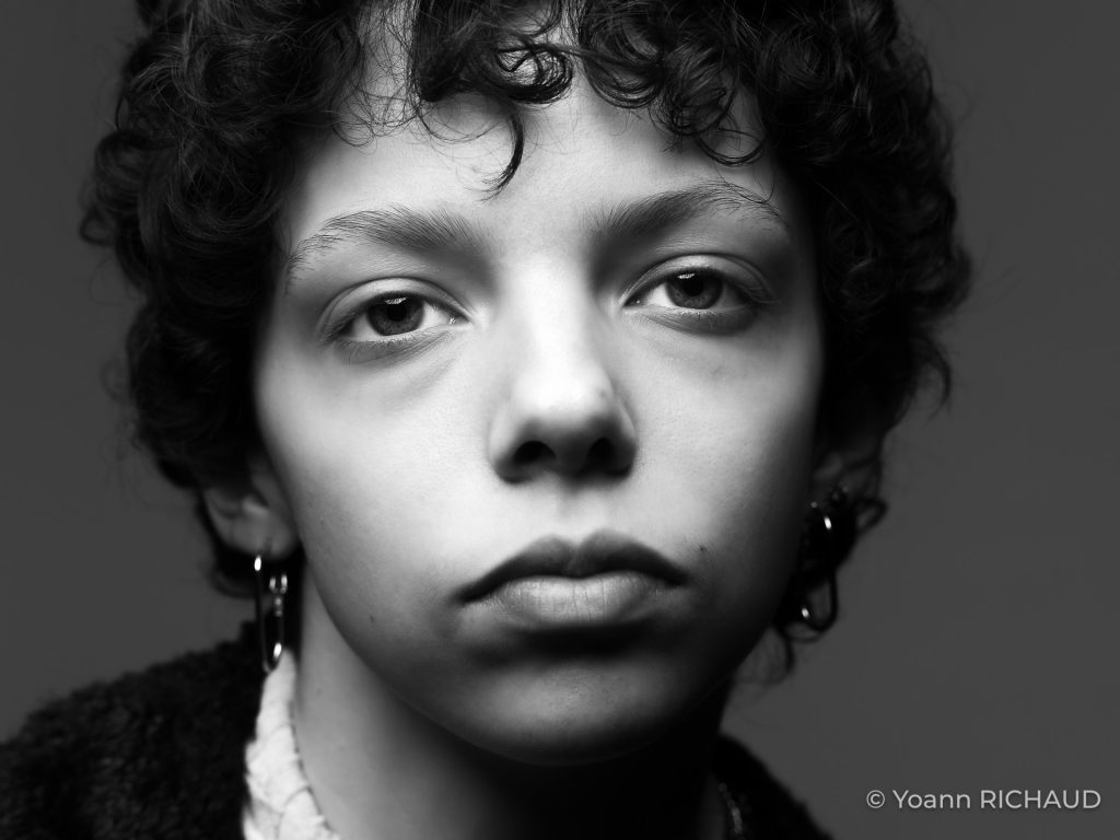 2025 12 10 Elisa 227 2000 bord long JPG